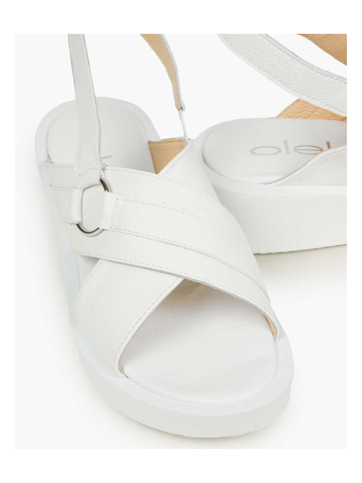 Białe sandały damskie skórzane