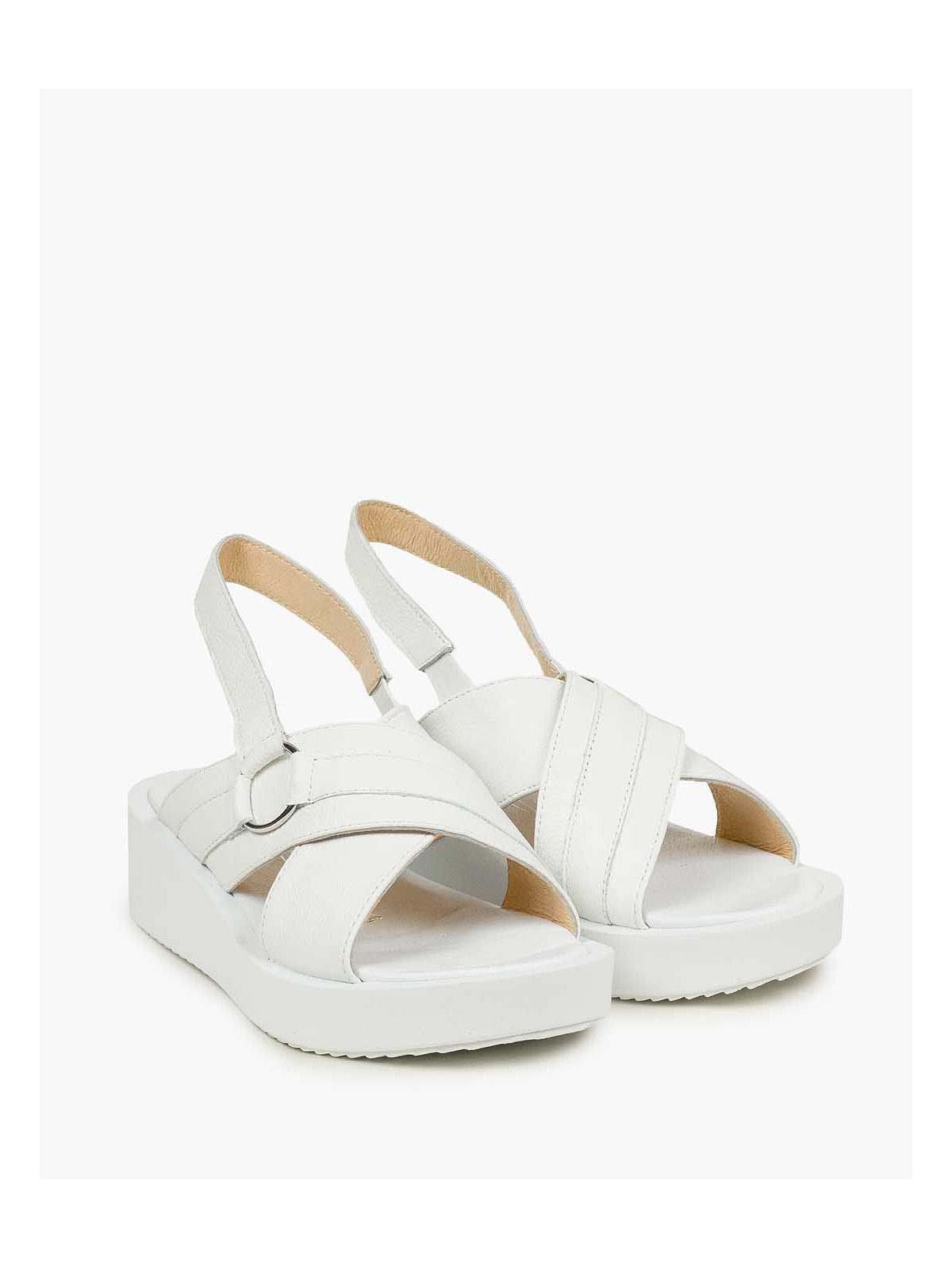 Białe sandały damskie skórzane