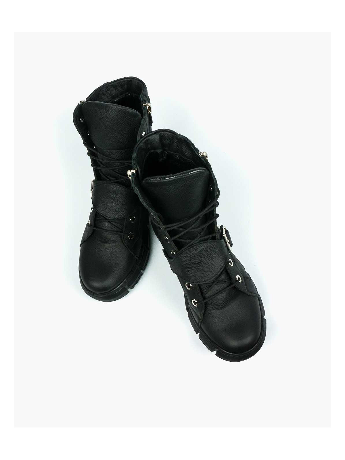 Czarne botki damskie skórzane