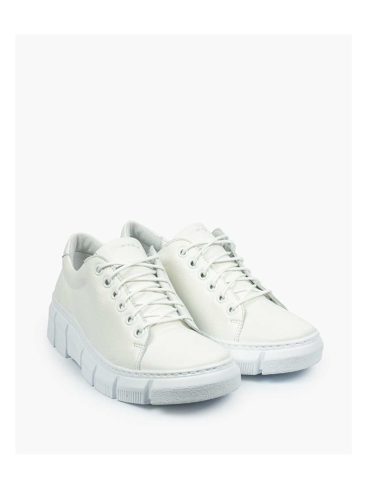 Białe trampki damskie skórzane