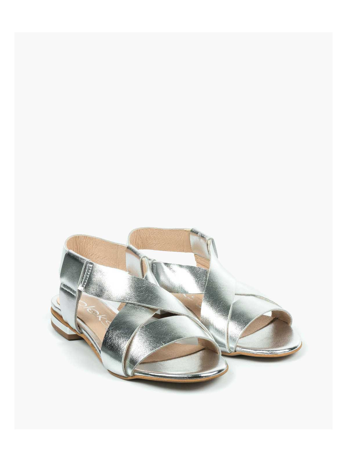 Srebrne sandały damskie skórzane