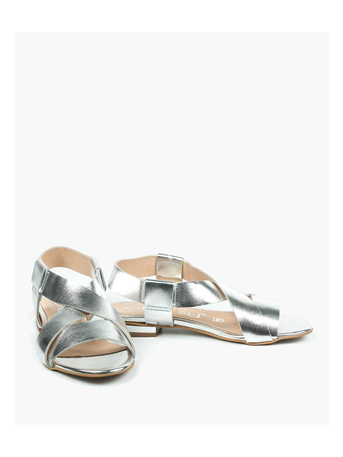 Srebrne sandały damskie skórzane