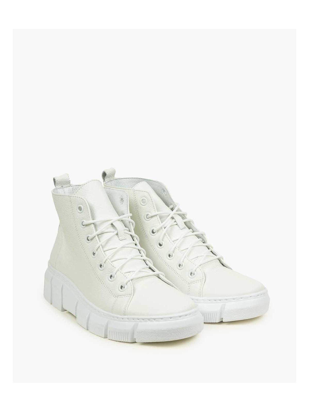 Białe trampki damskie skórzane