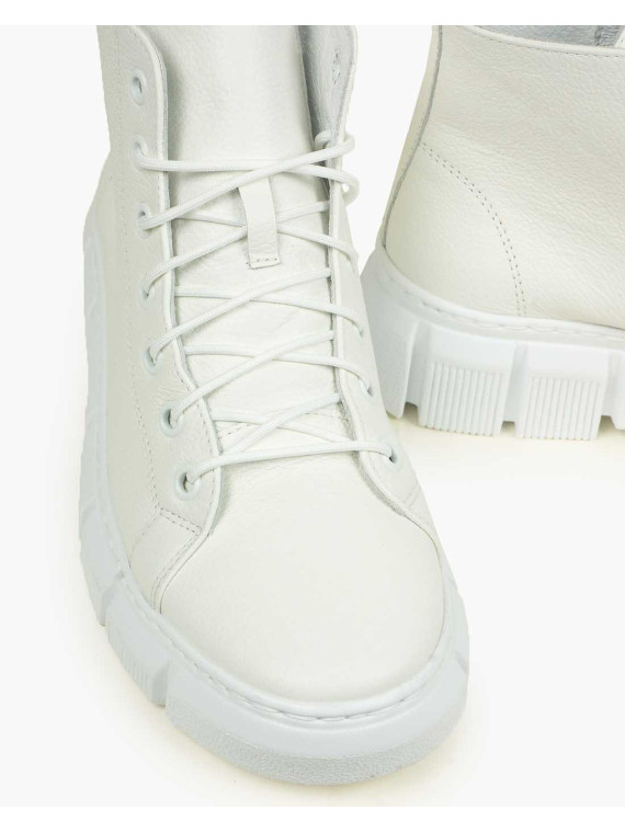 Białe trampki damskie skórzane