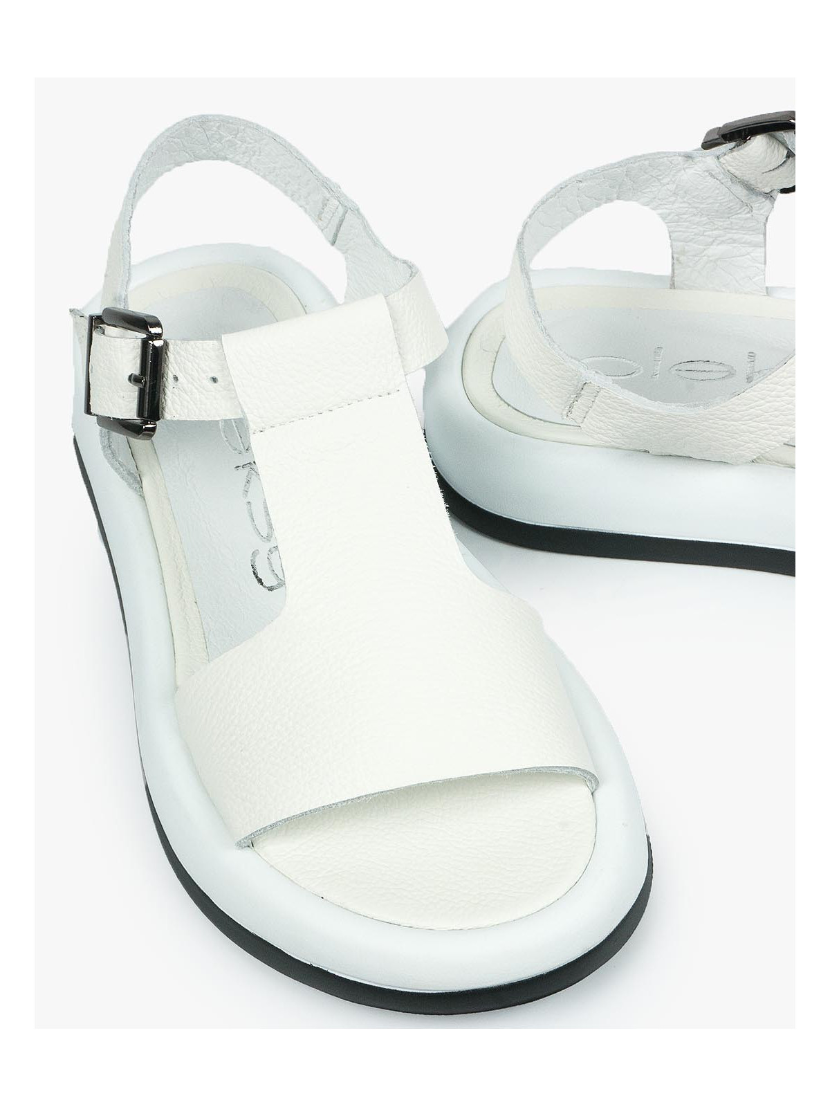 Białe sandały damskie skórzane