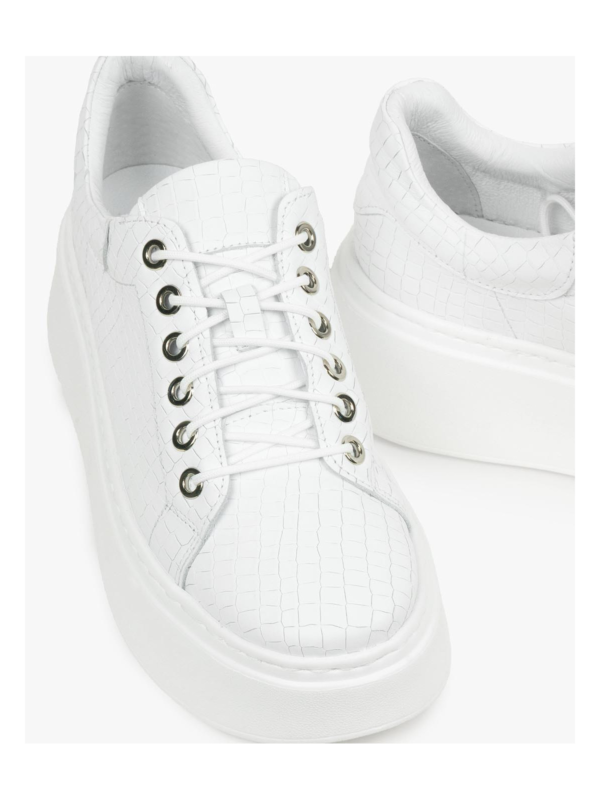 Białe trampki damskie skórzane