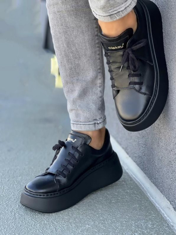 Czarne trampki damskie skórzane