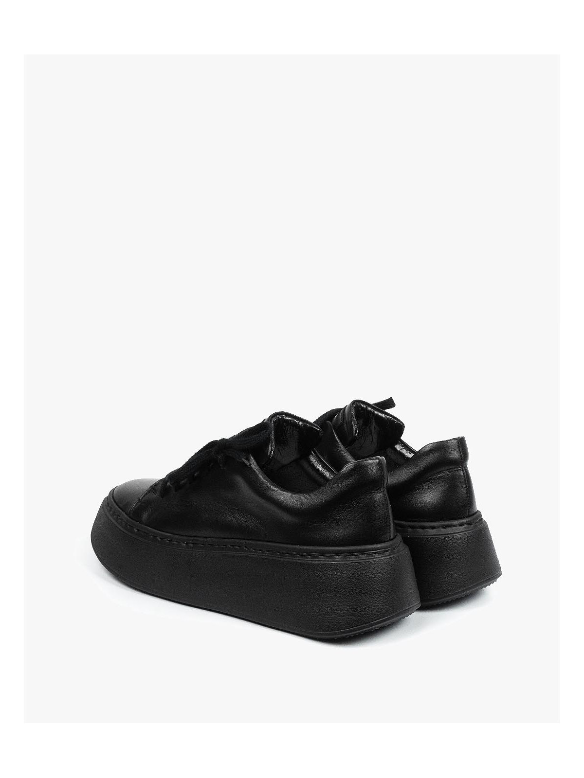 Czarne trampki damskie skórzane