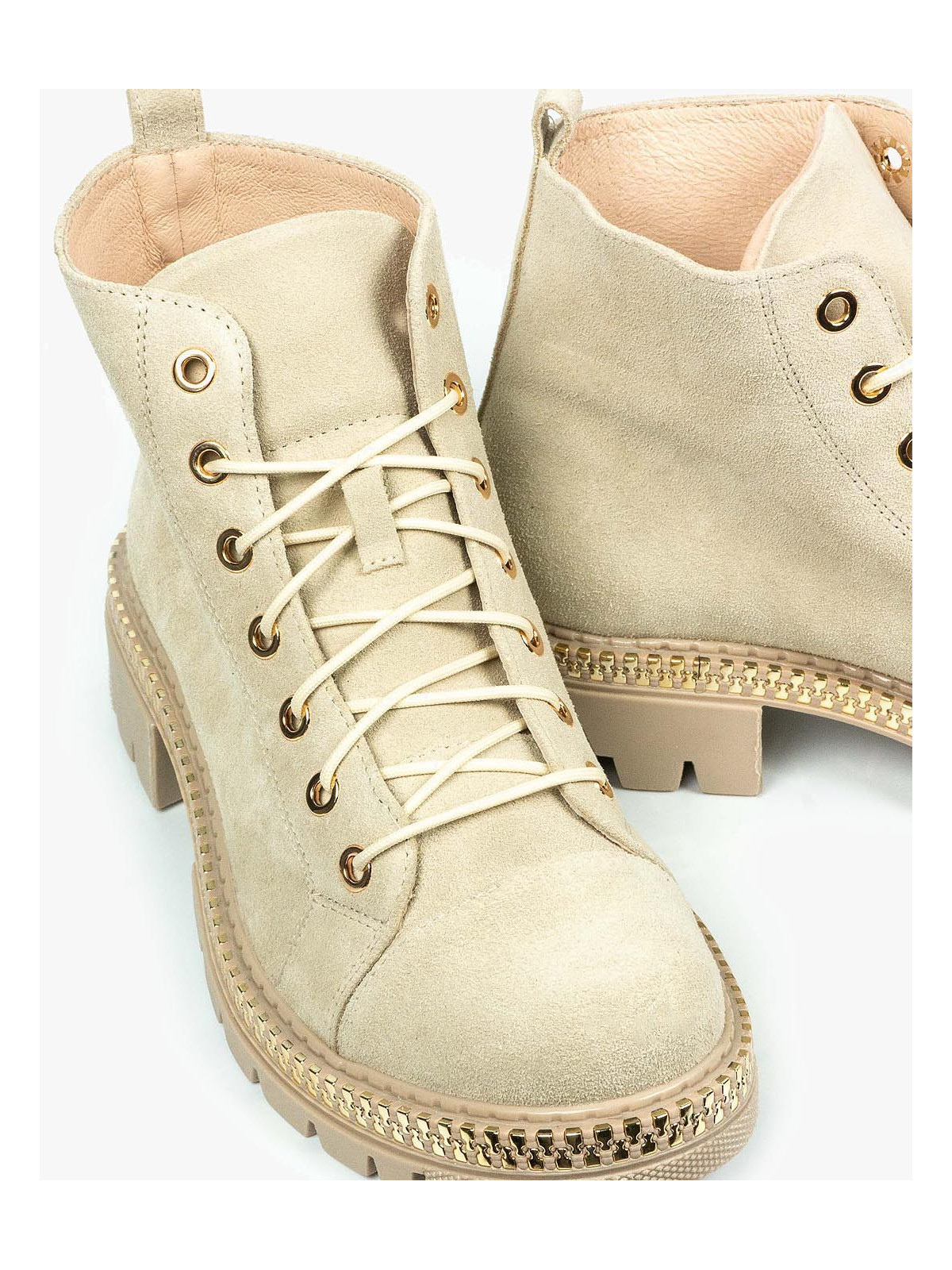 Beżowe trapery damskie skórzane