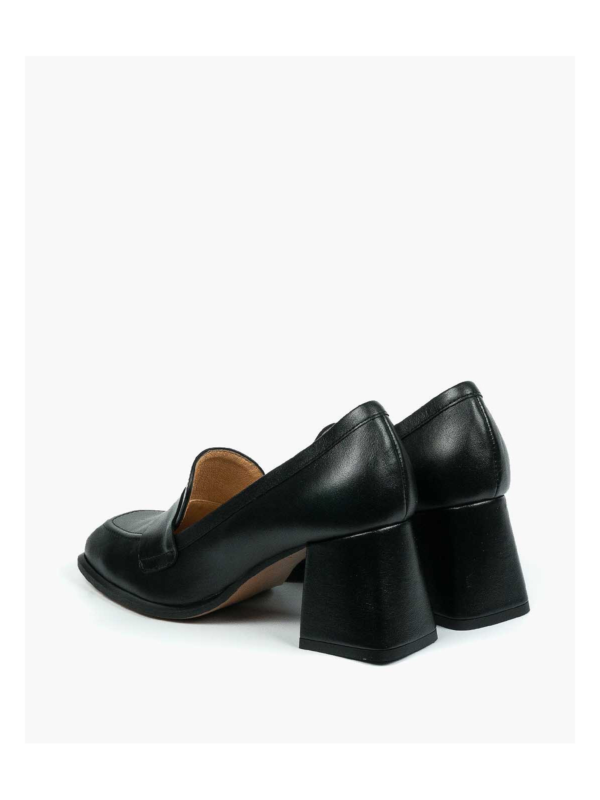 Czarne półbuty damskie skorzane