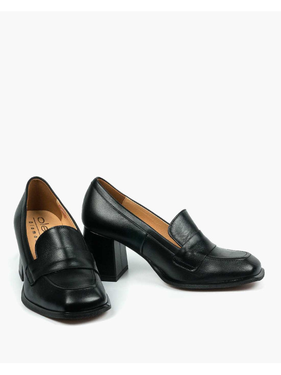 Czarne półbuty damskie skorzane