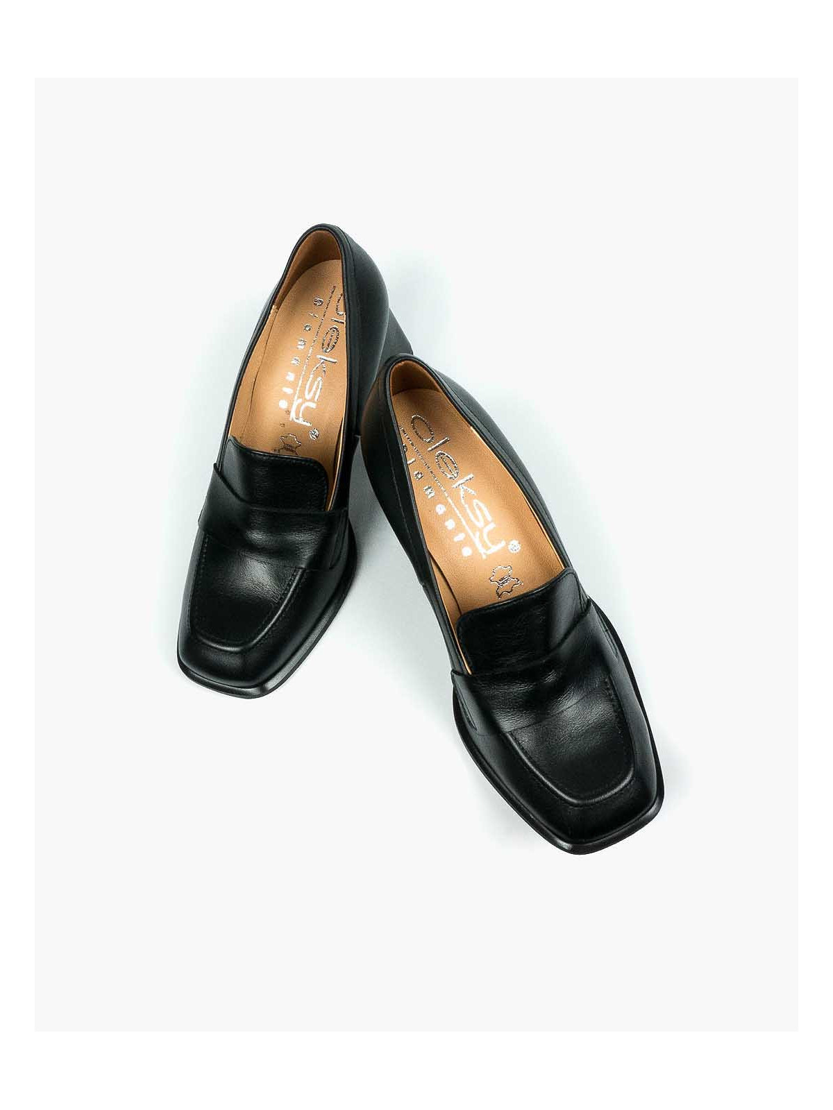 Czarne półbuty damskie skorzane