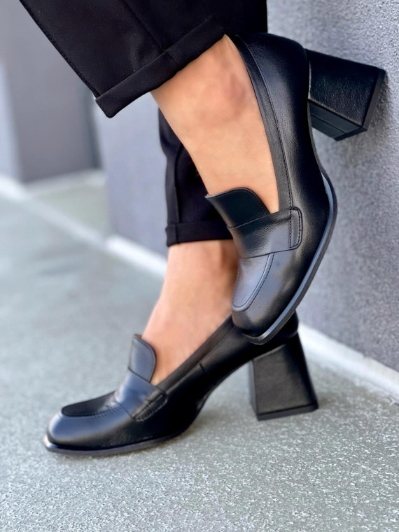 Czarne półbuty damskie skorzane