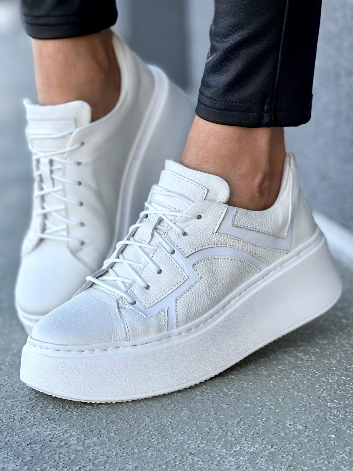 Białe trampki damskie skórzane