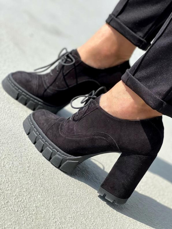 Czarne półbuty damskie skorzane