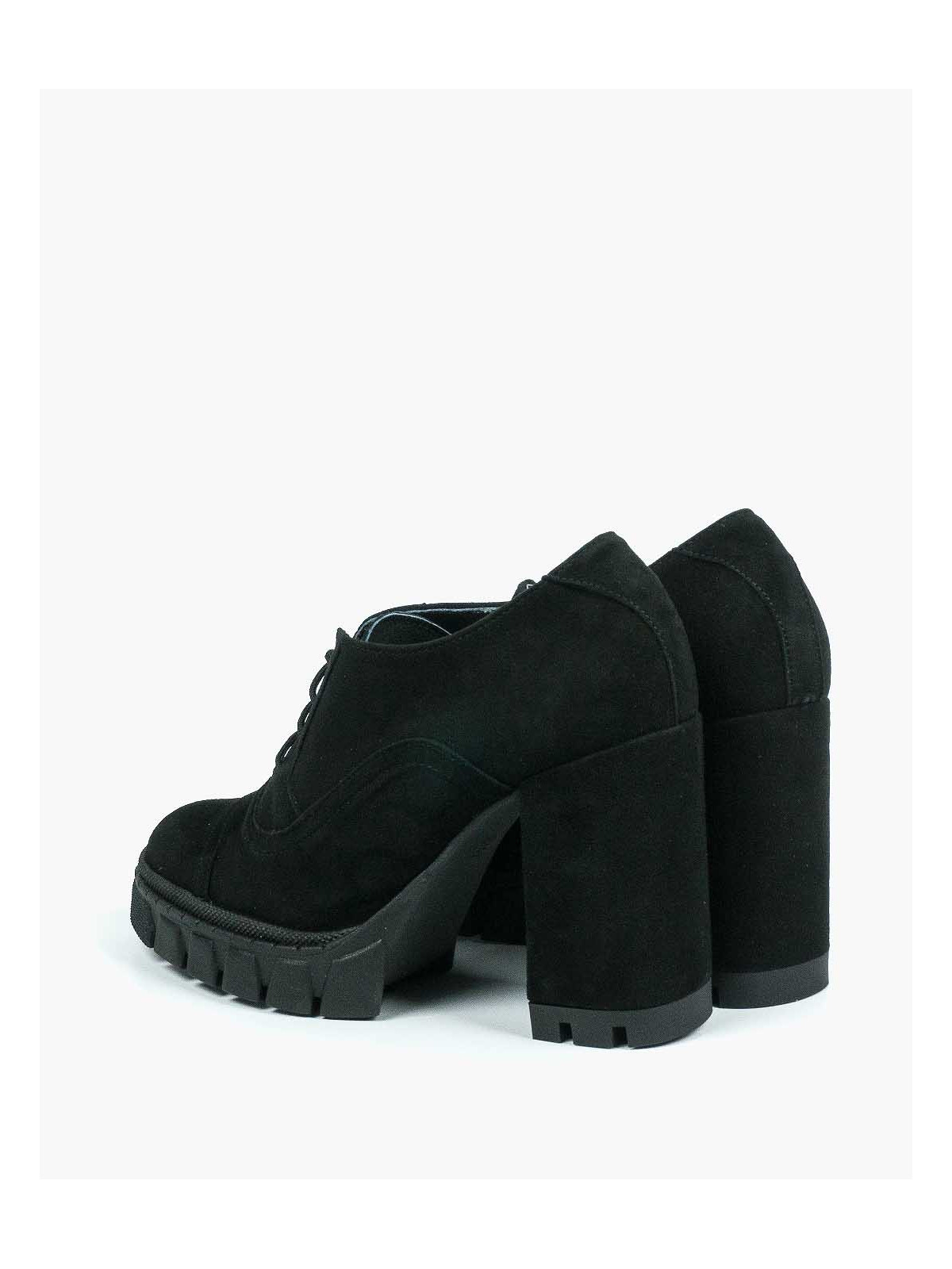 Czarne półbuty damskie skorzane