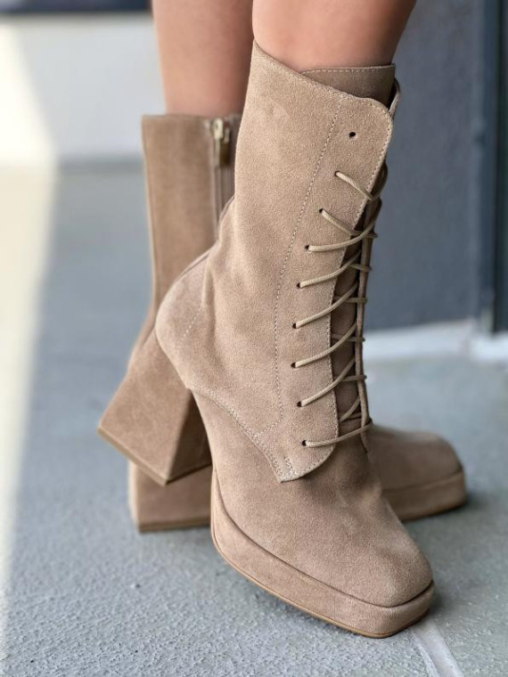 Beżowe botki damskie skórzane