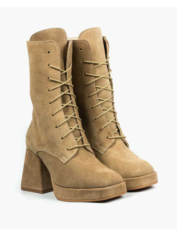 Beżowe botki damskie skórzane