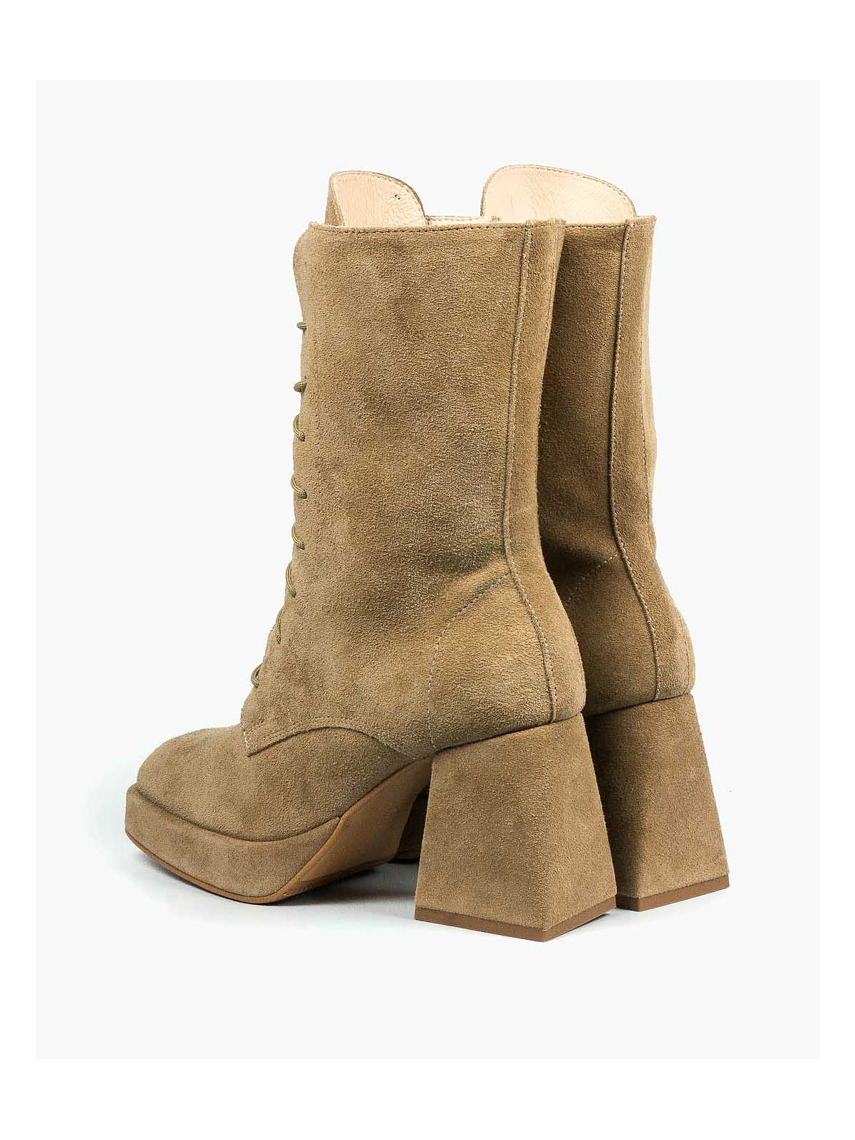 Beżowe botki damskie skórzane