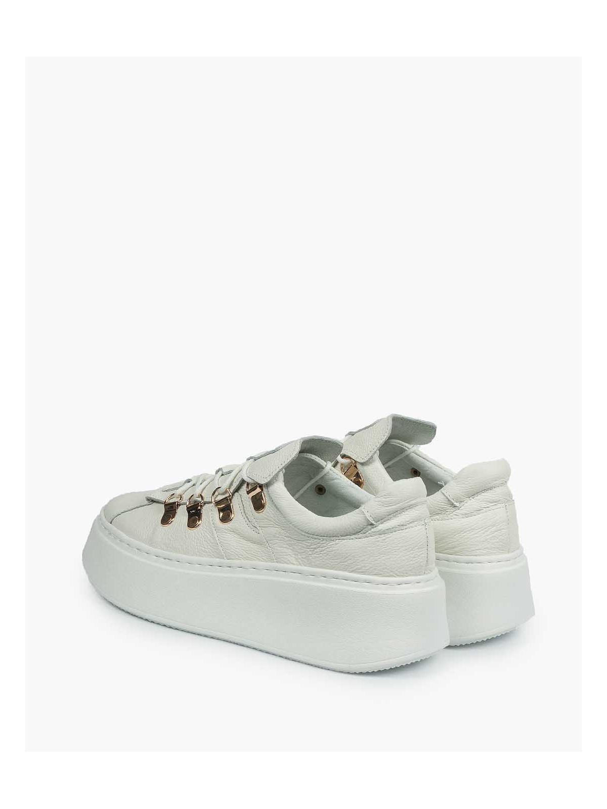 Białe trampki damskie skórzane