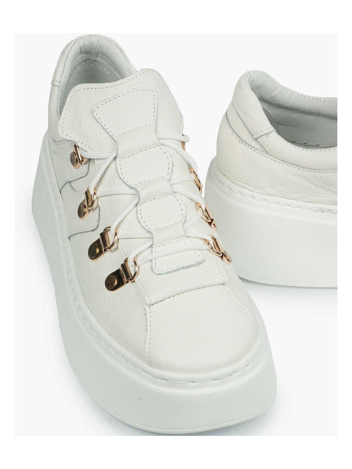 Białe trampki damskie skórzane