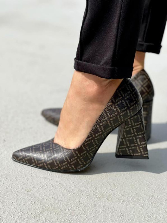 Brązowe czółenka damskie skórzane