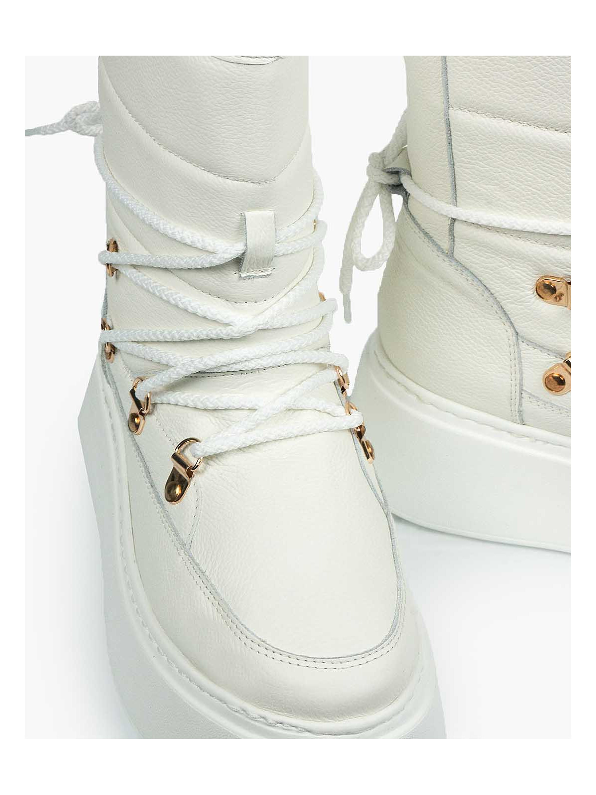 Białe śniegowce damskie skórzane