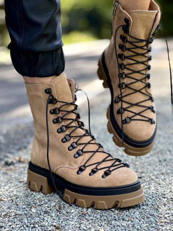 Beżowe trapery damskie skórzane