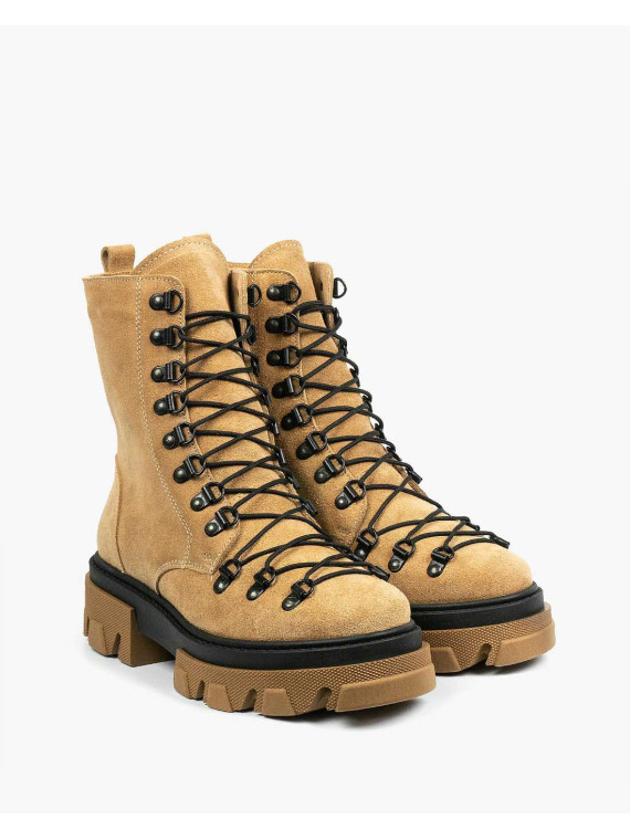 Beżowe trapery damskie skórzane