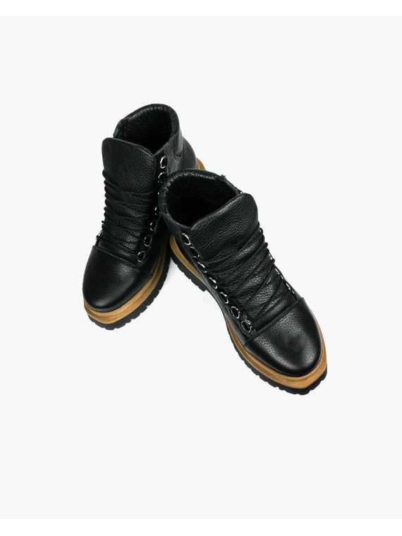 Czarne botki damskie skórzane