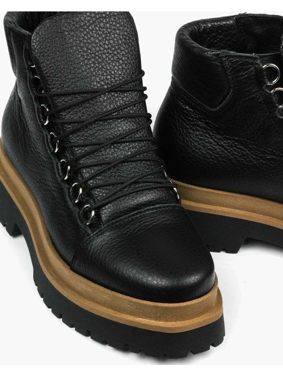 Czarne botki damskie skórzane