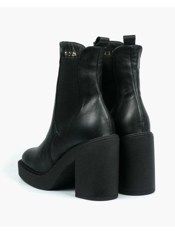 Czarne botki damskie-skórzane