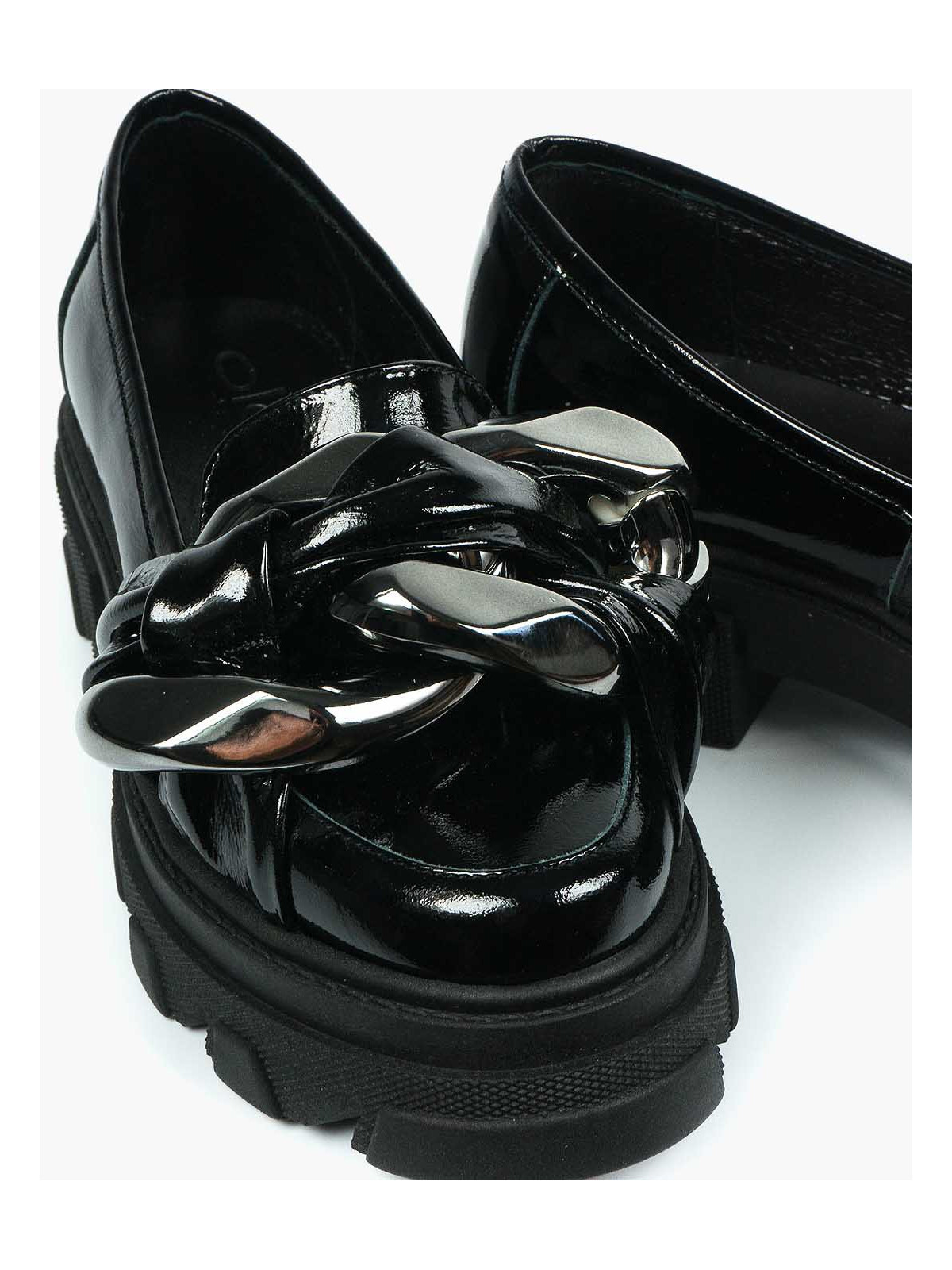 Czarne półbuty damskie skórzane