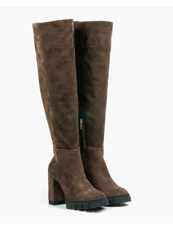 Brązowe kozaki damskie skórzane