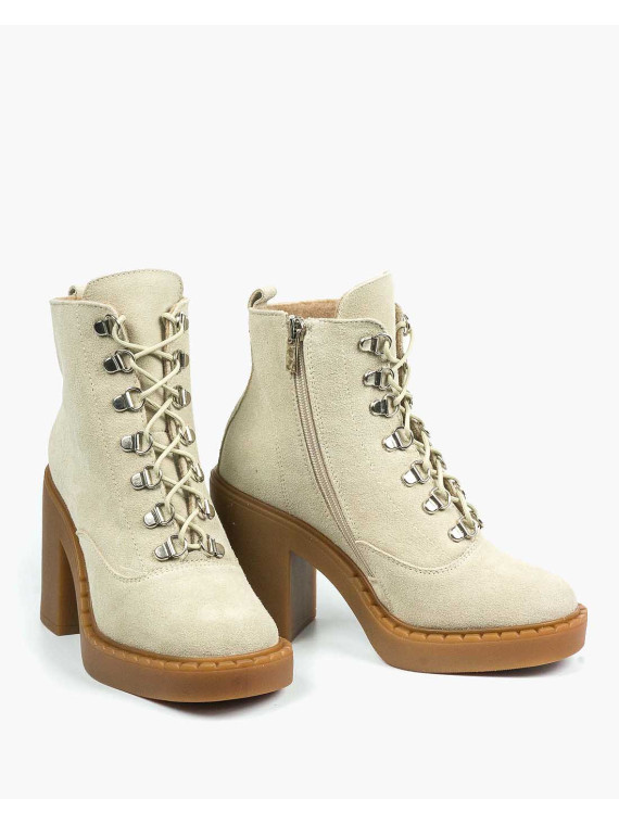 Beżowe botki damskie skórzane