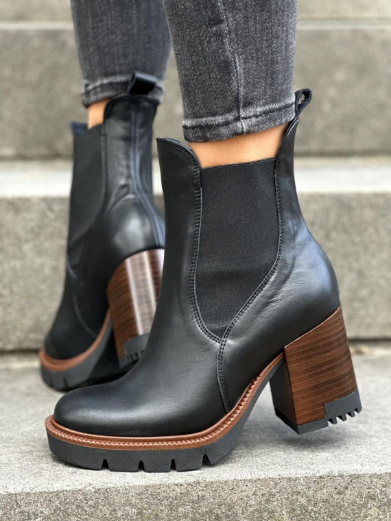 Czarne botki skórzane OLEKSY Polskiej produkcji