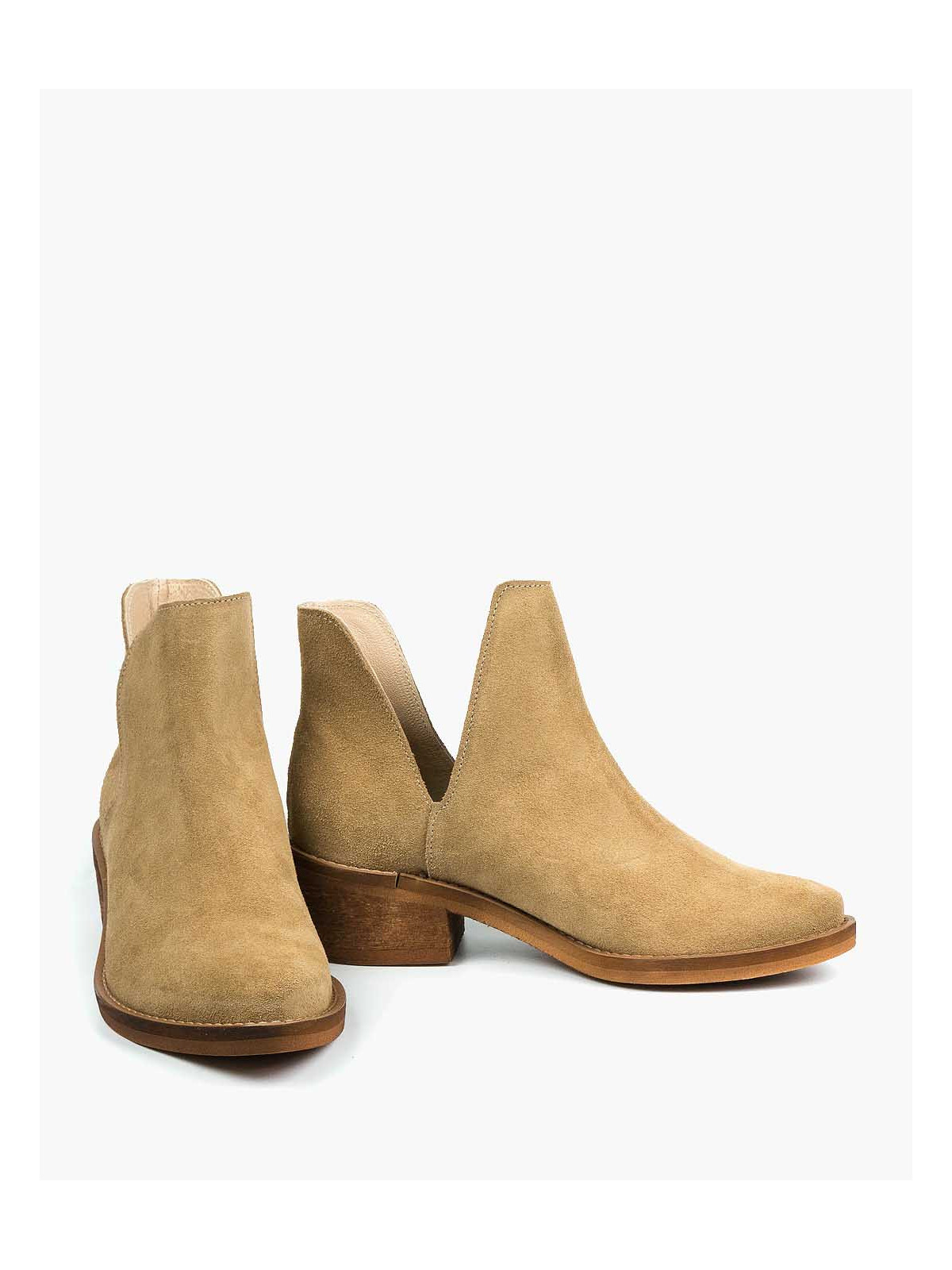 Beżowe botki damskie skórzane