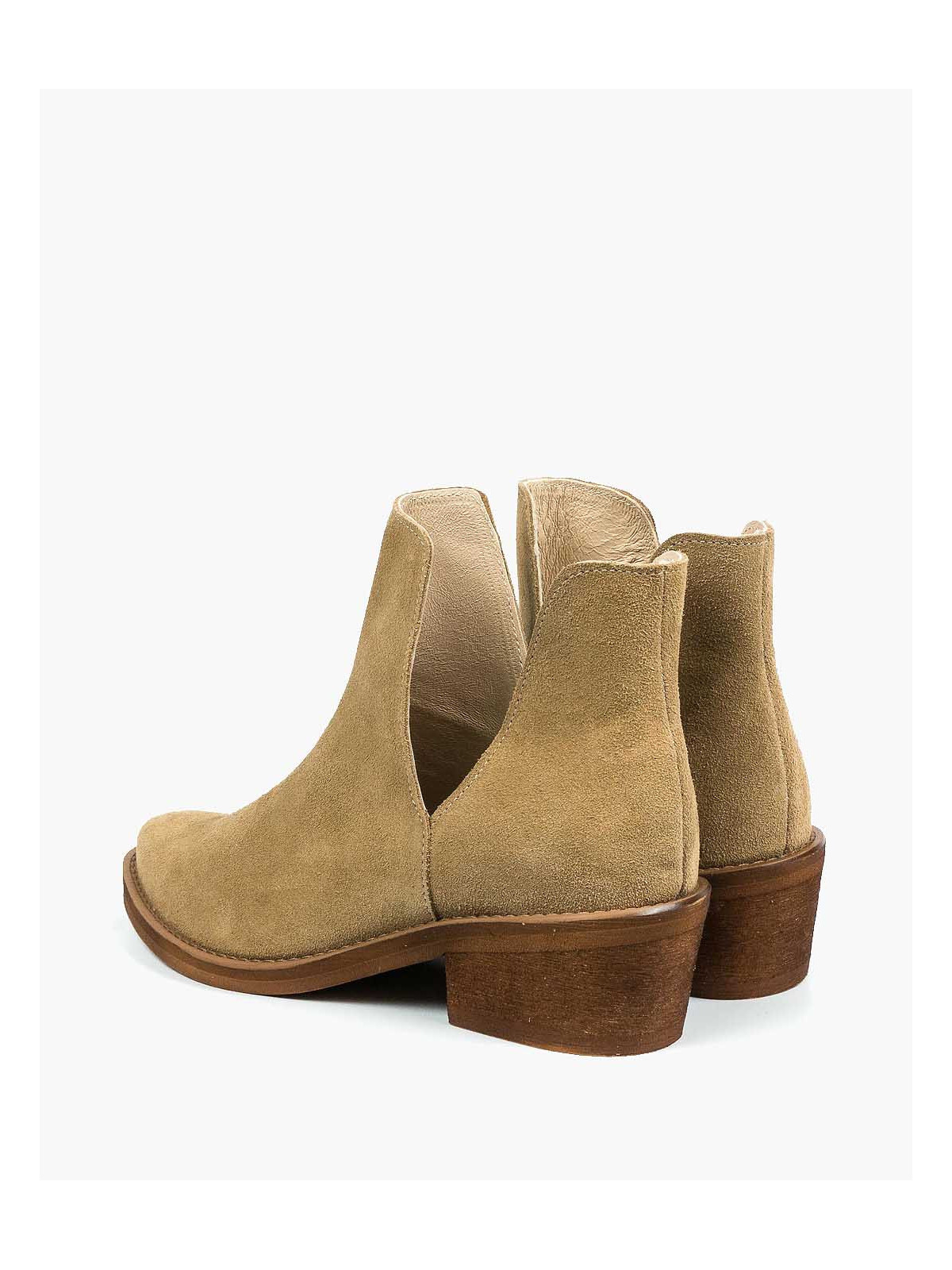 Beżowe botki damskie skórzane