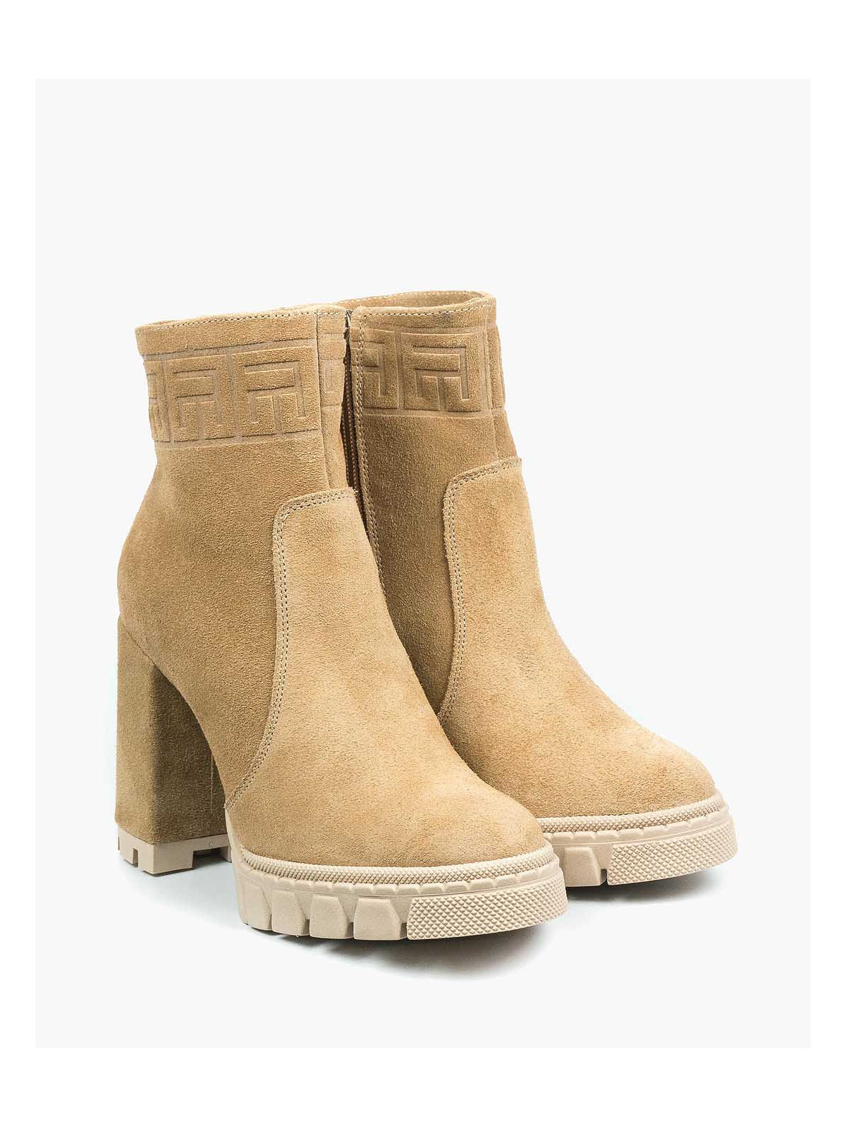 Beżowe botki damskie skórzane