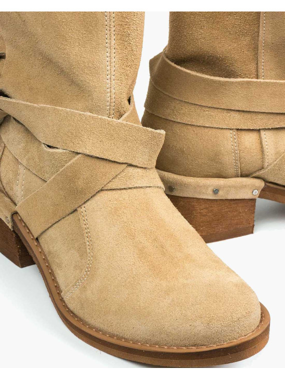 Beżowe botki damskie skórzane