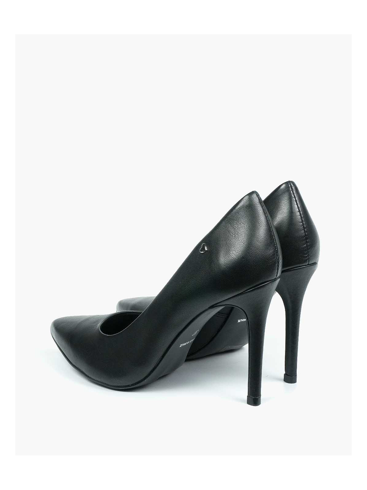 Czarne czółenka damskie skórzane