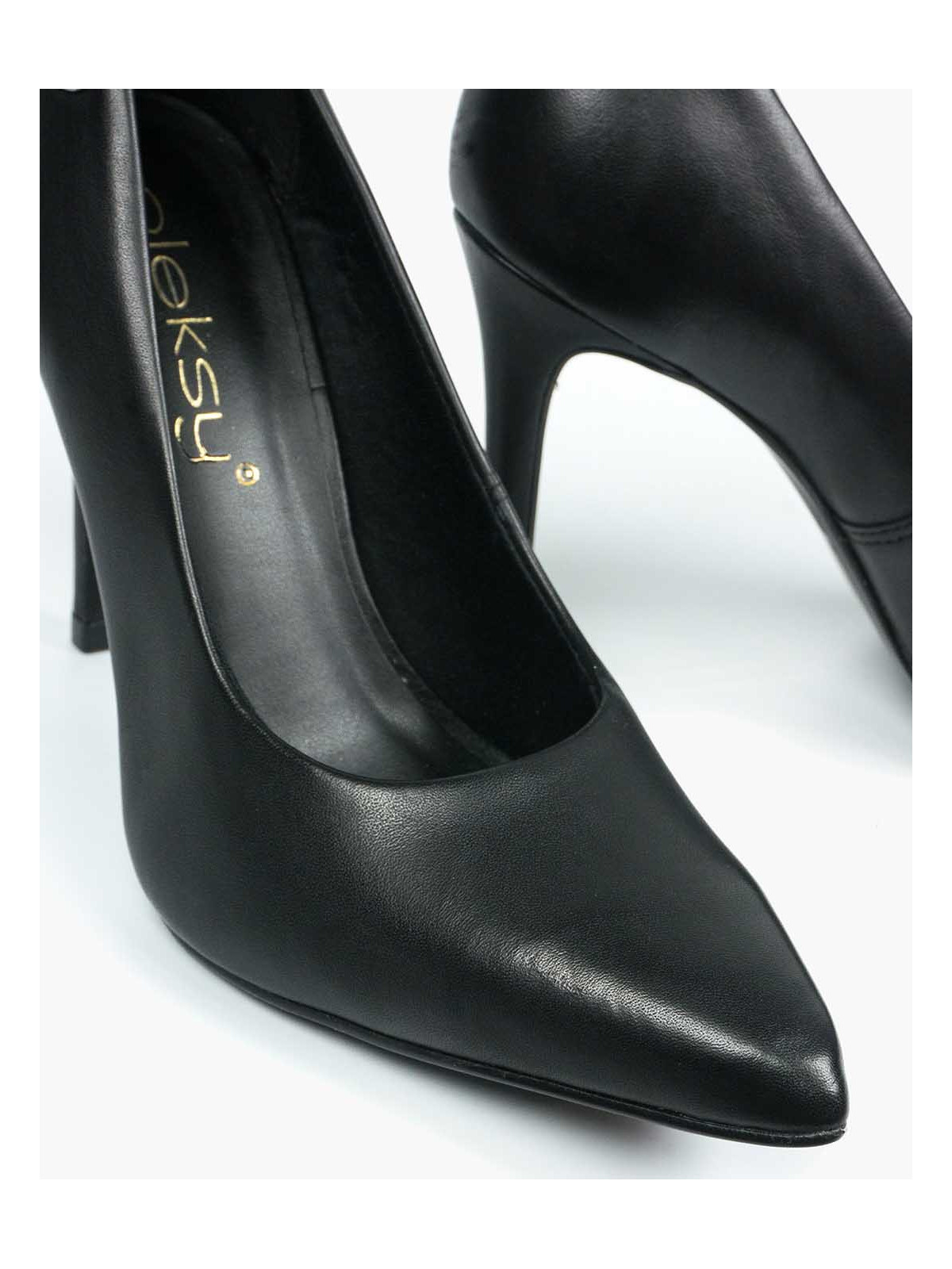 Czarne czółenka damskie skórzane