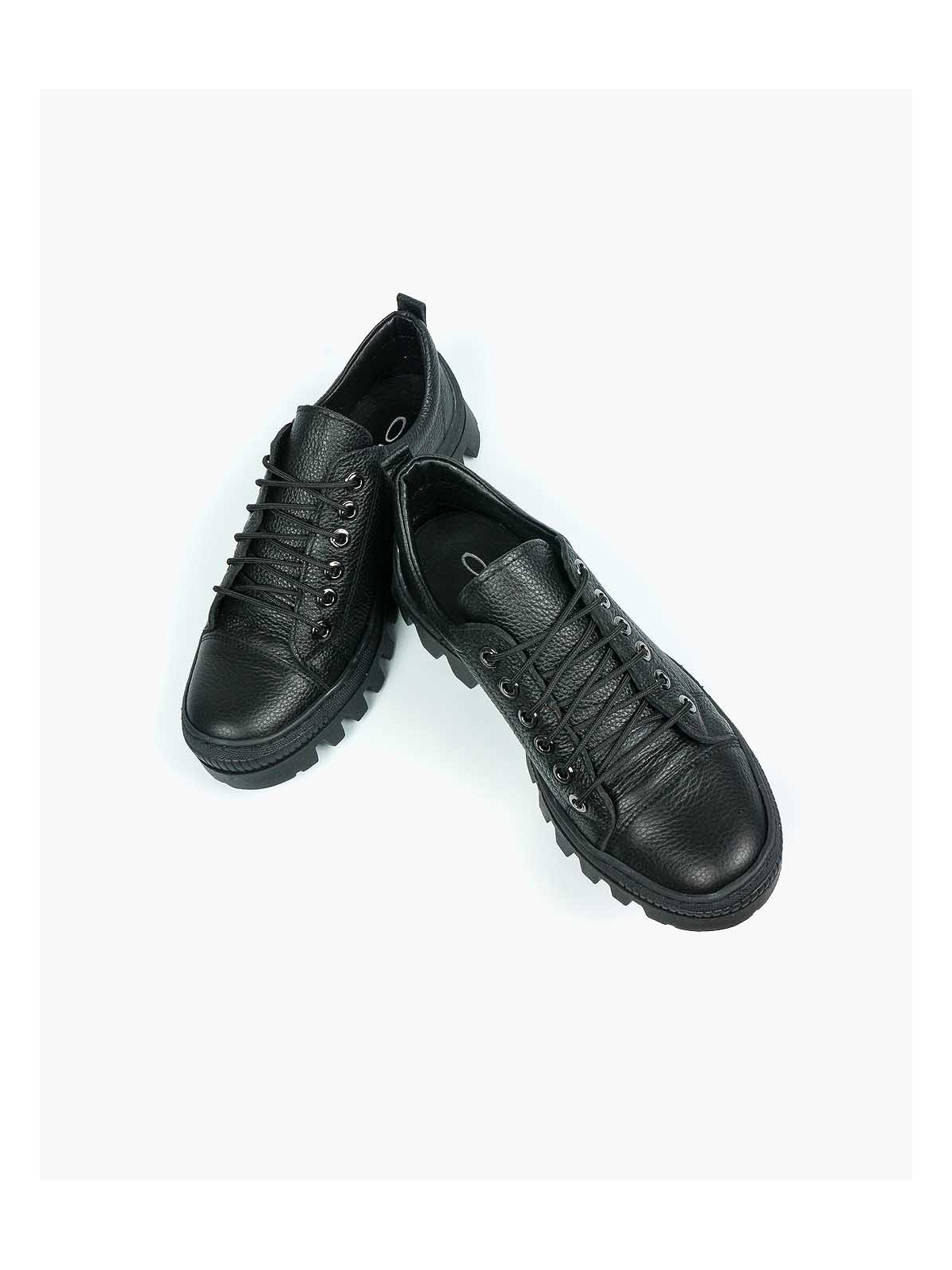 Czarne trapery damskie skórzane