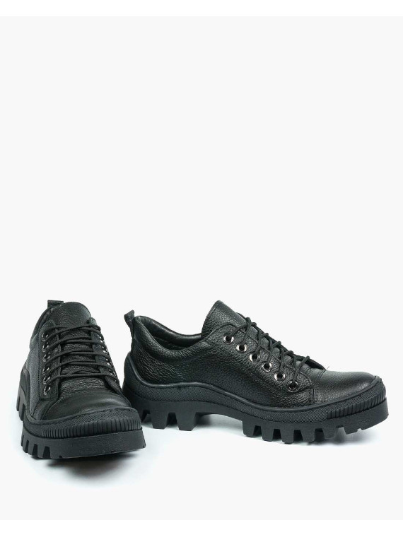 Czarne trapery damskie skórzane