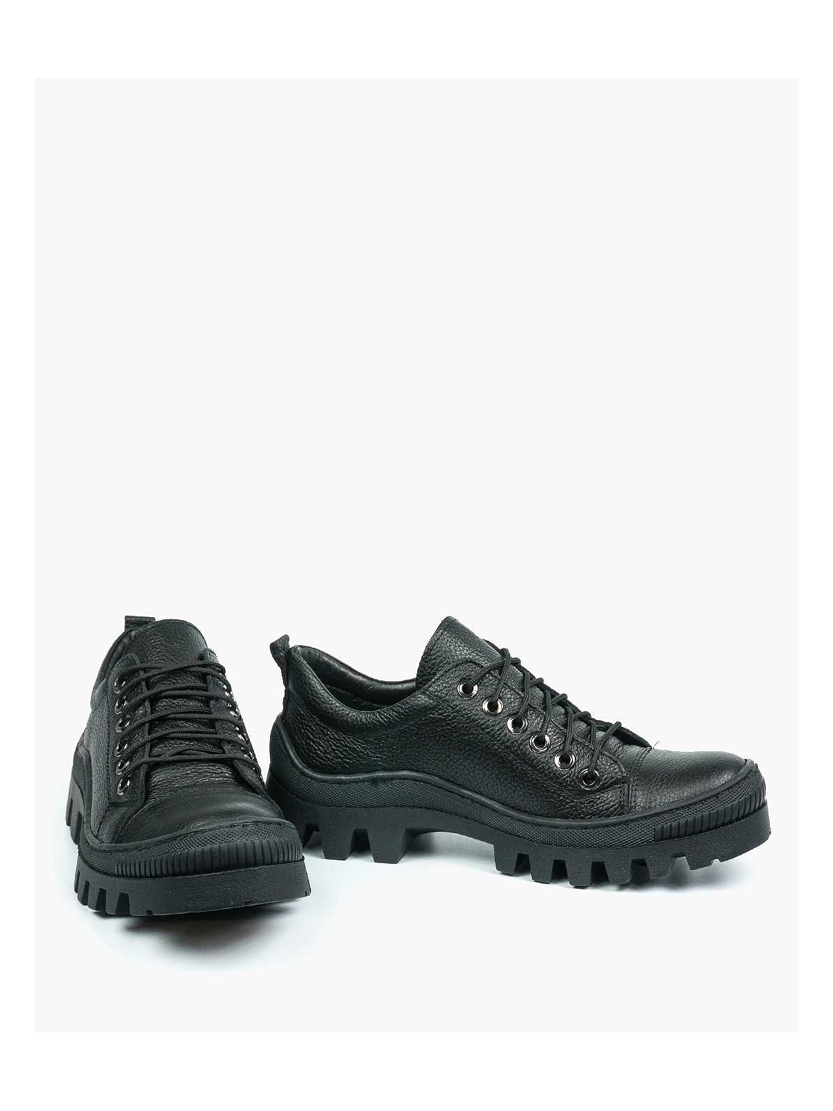 Czarne trapery damskie skórzane