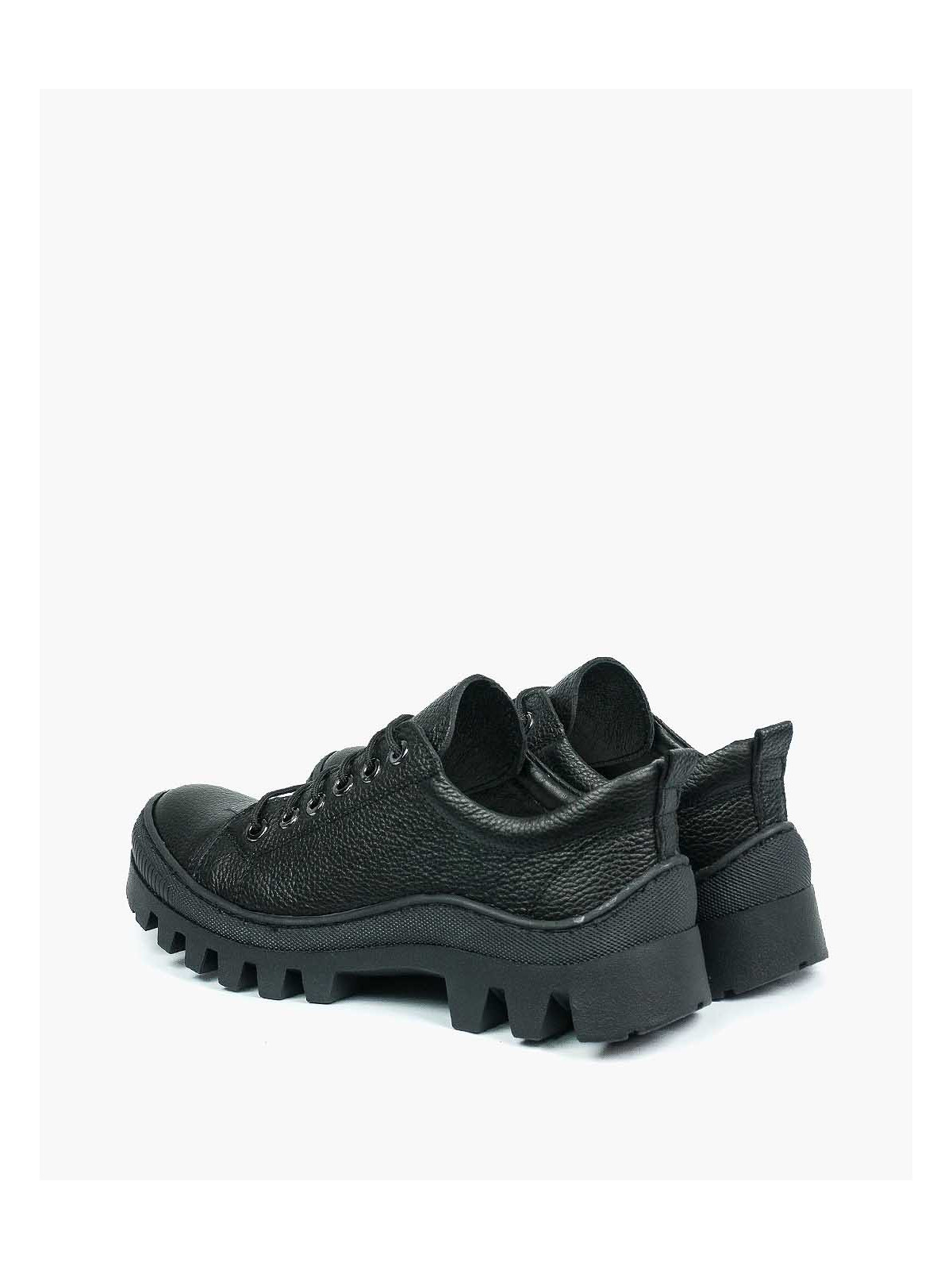 Czarne trapery damskie skórzane