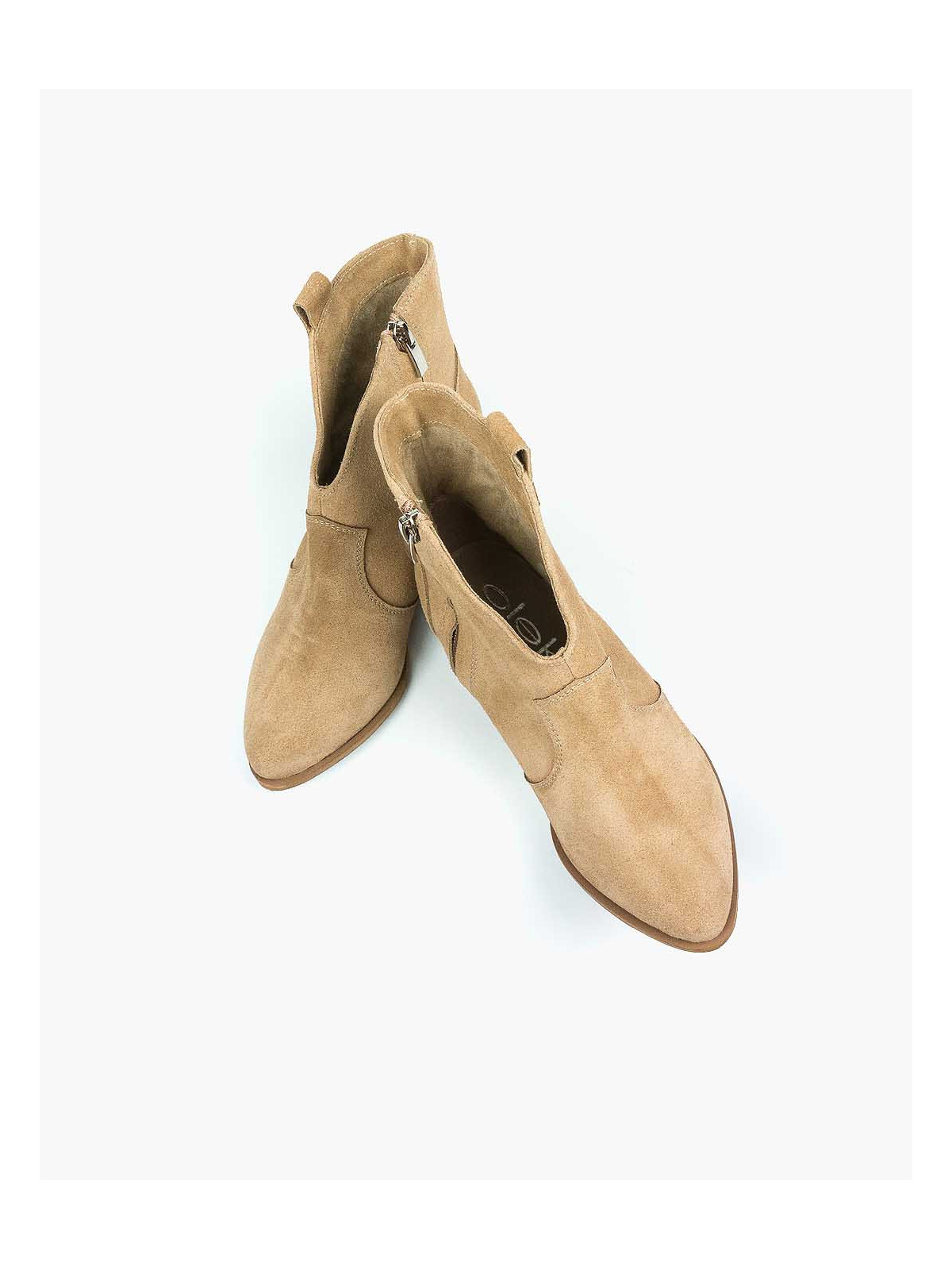 Beżowe botki damskie skórzane