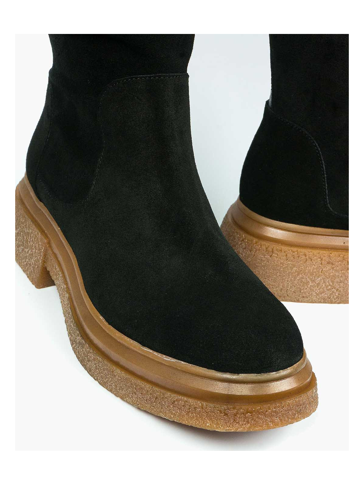 Czarne kozaki damskie skórzane