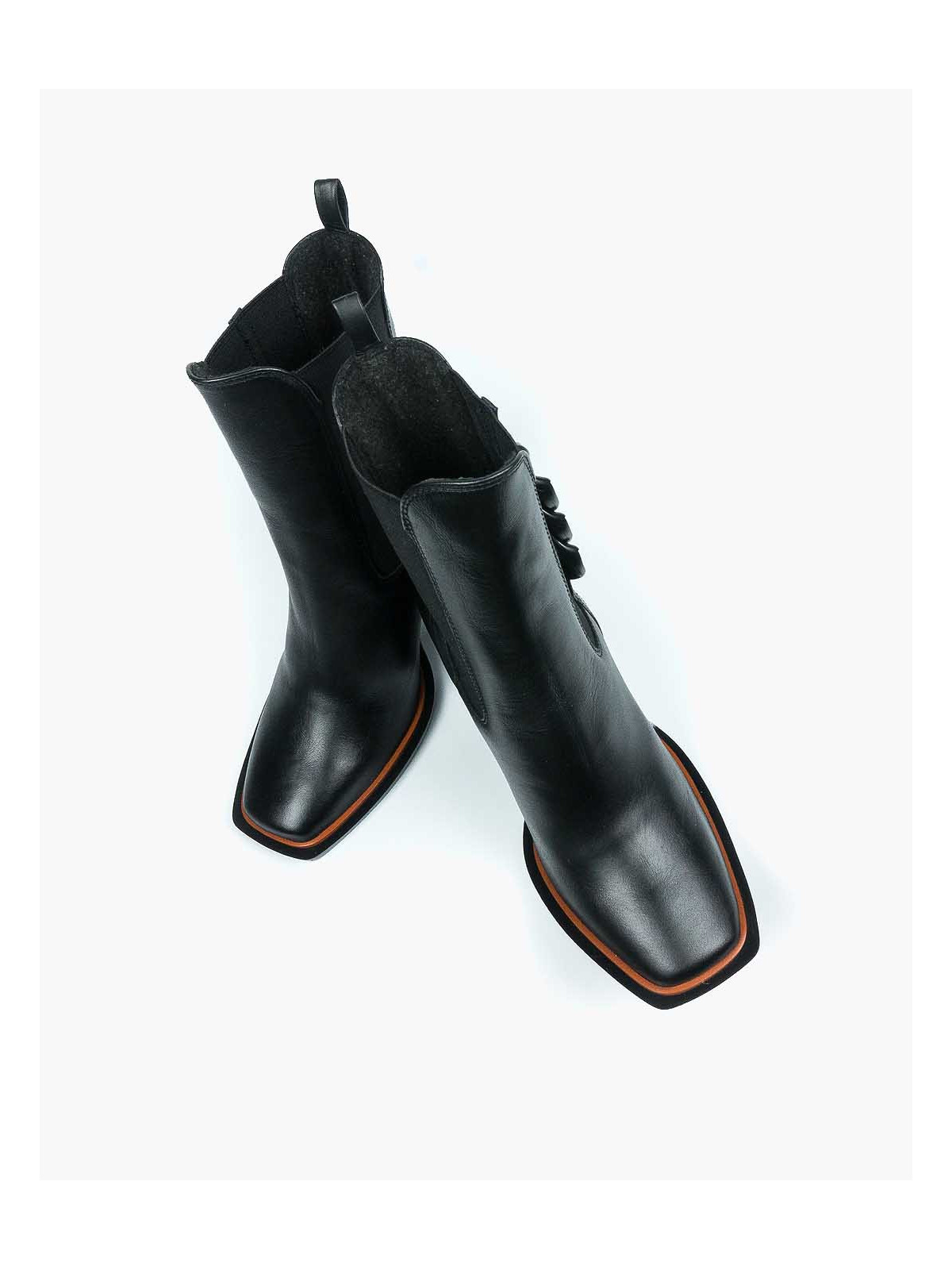 Czarne botki damskie skórzane