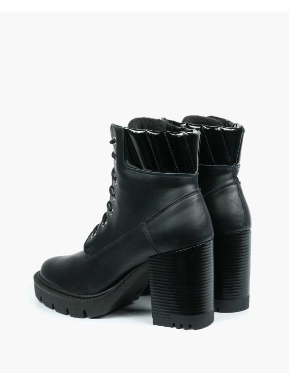 Czarne botki damskie skórzane